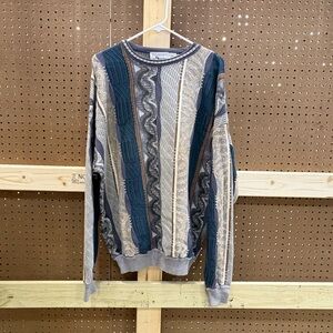 ITEM#57 Vintage St Croix 3D Knit Coogi
Style Sweater

25x27. 

Size L